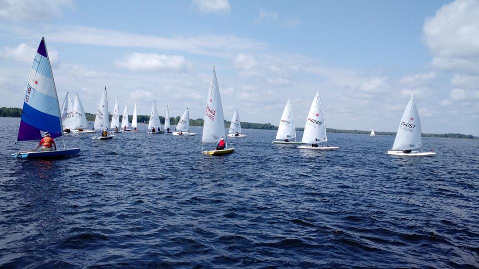 Monohull race